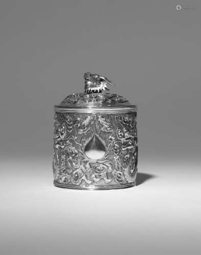 A CHINESE SILVER TEA CANISTER AND COVER 19TH CENTURY The cylindrical body decorated with two dragons