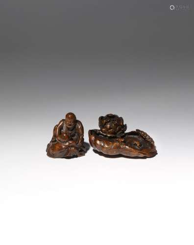 TWO CHINESE BAMBOO CARVINGS QING DYNASTY One formed as two frogs and a crab sitting upon a large