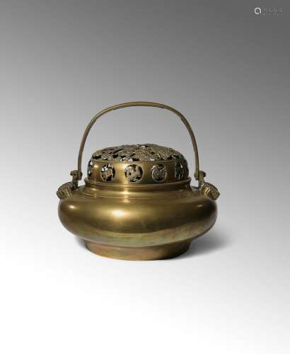 A CHINESE BRASS 'ZODIAC' BRAZIER AND COVER LATE QING DYNASTY The compressed circular body tapering