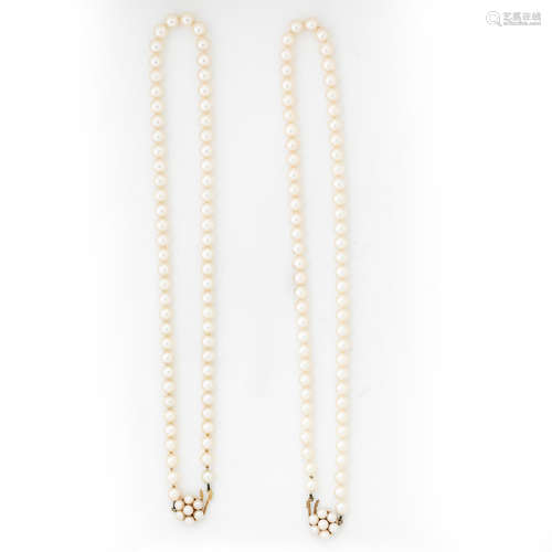 Two cultured pearl necklaces