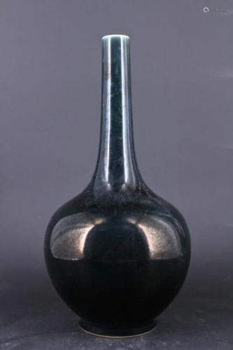 Chinese Qing Porcelain Vase