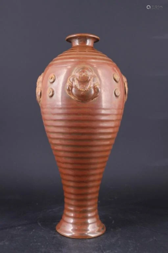 Chinese Song Ding Yao Porcelain Vase