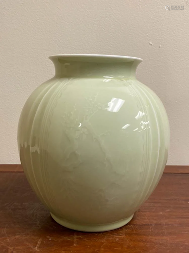 Japanese Celadon Porcelain Vase with Floral …