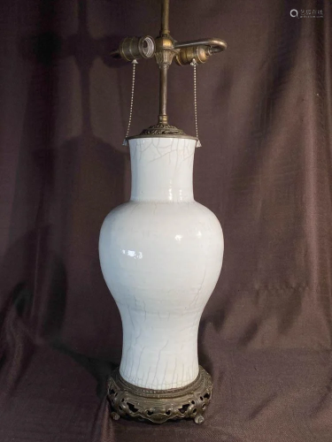 Chinese Guan Crackle Glazed Larger Vase