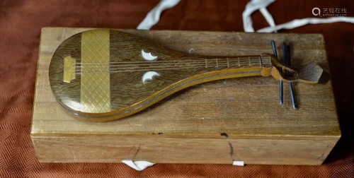 Japanese Lacquer Box - Musical Instrument