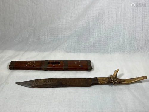 Southeast Asian Dagger with Stag Handle