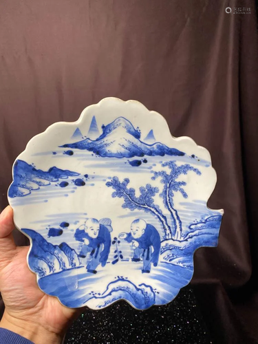 Chinese Blue White Porcelain Leaf Shaped Dish…