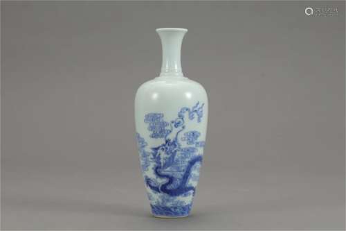 A Chinese Blue and White Porcelain Vase