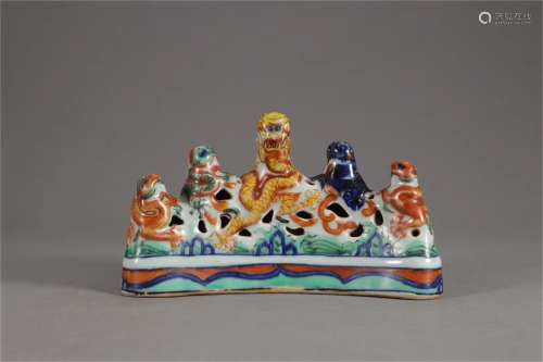 A Chinese Wu-Cai Glazed Porcelain Brush Rack