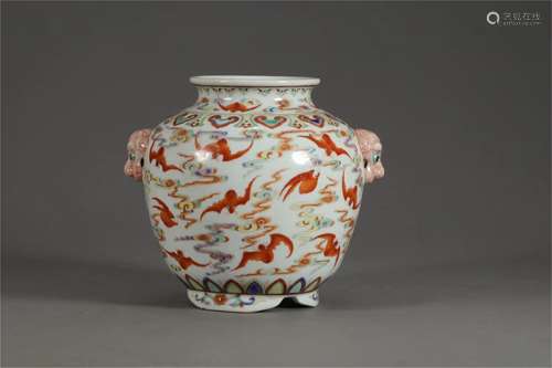 A Chinese Famille-Rose Porcelain Jar