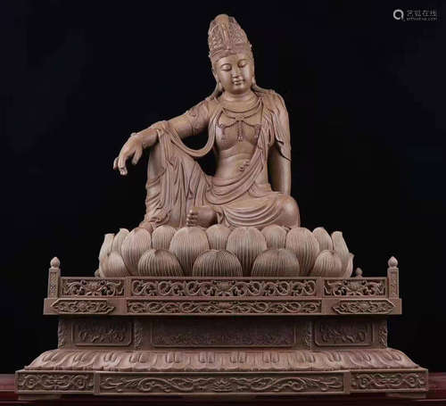 A HAINAN CHENXIANG WOOD ZIZAI GUANYIN BUDDHA STATUE