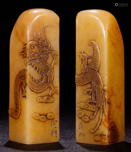 PAIR OF TIANHUANG STONE CARVED SEAL