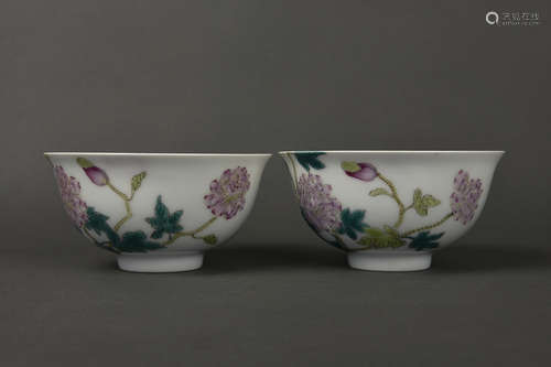 MATCHED PAIR FALANGCAI BOWLS QING DYNASTY