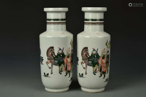 PAIR FAMILLE VERTE MALLET VASES QING DYNASTY