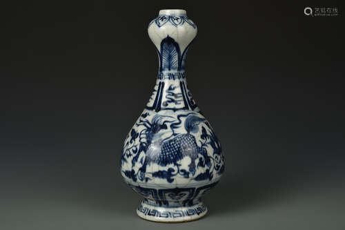 A BLUE AND WHITE GARLIC MOUTH VASE MING DYNASTY