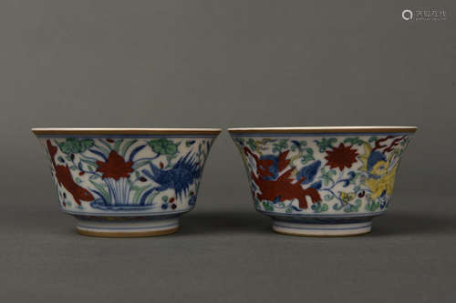 MATCHED PAIR DOUCAI CUP MING DYNASTY