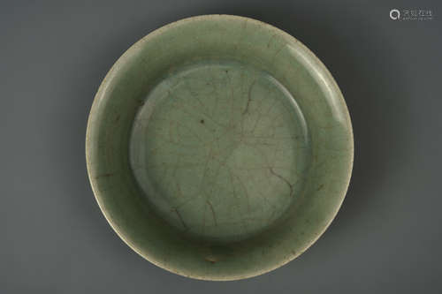 A LONGQUAN CELADON BASIN MING DYNASTY