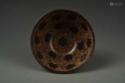 A JIZHOU PAPERCUT BOWL SONG DYNASTY