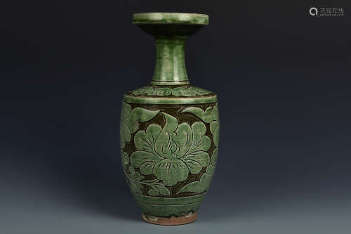 AN INCISED CIZHOU VASE SONG DYNASTY