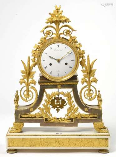 Directoire style clock in natural and gilded bronz…
