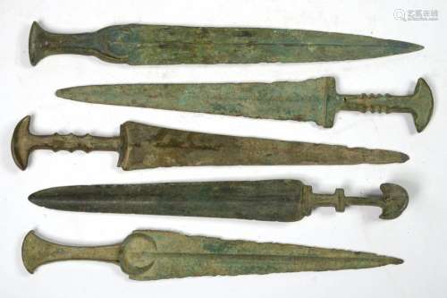 Set of five bronze swords. Ancient Persian work, A…