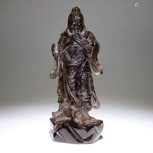 The statue of Guan Gong in tawny crystal