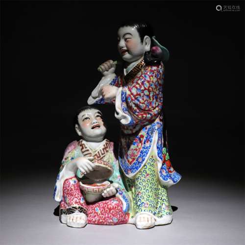 Qing Dynasty figure pastel glaze statue