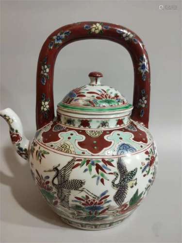 Teapot decorated with  Multicolored glaze l crane pattern