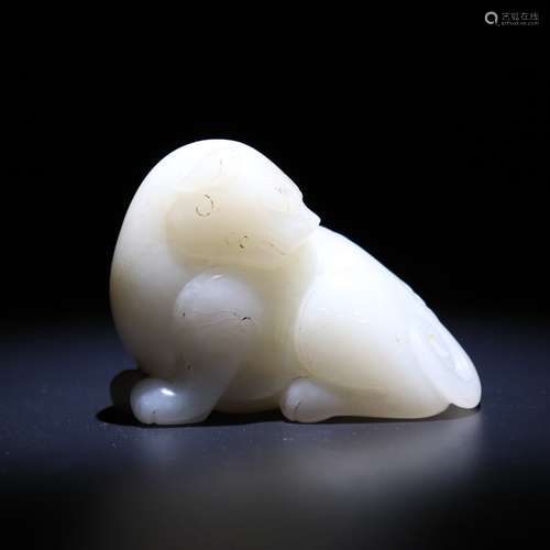 Hetian jade white jade Auspicious animal Handlebar