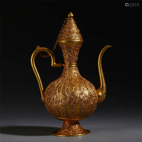 A CHINESE GILT BRONZE CARVED DRAGON PATTERN WINE POT