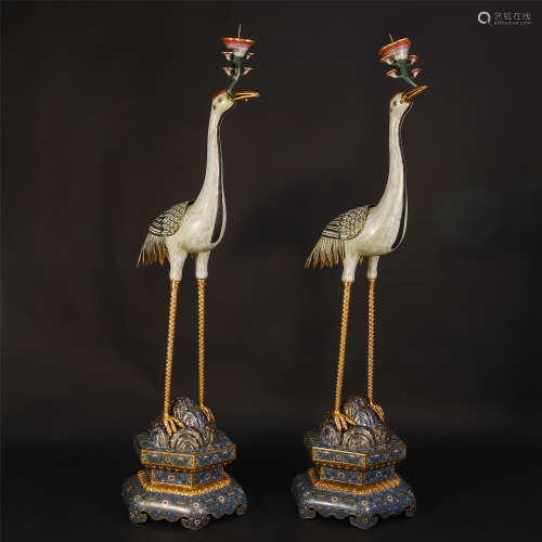 A PAIR OF CHINESE CLOISONNE RED-CROWNED CRANE TABLE ITEM