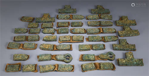 A GROUP OF CHINESE BRONZE ARTICLES
