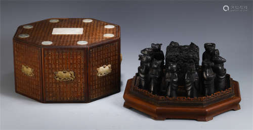 A SET OF AGALWOOD TWELVE CHINESE ZODIACS TABLE ITEM