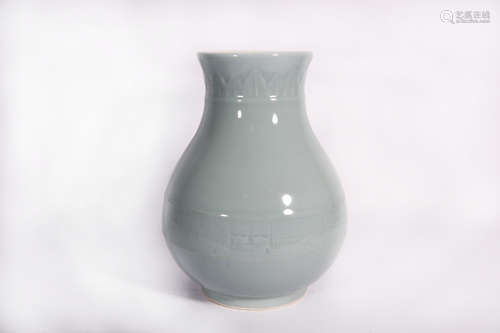 A Clair-De-Lune Vase Qianlong Period