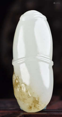 A HETIAN JADE PENDANT SHAPED WITH BANBOO