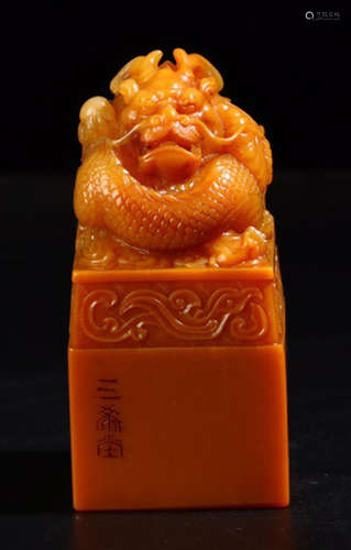 A TIANHUANG STONE SEAL SHAPED WITH BEAST