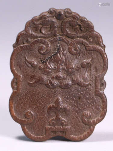 A CHENXIANG WOOD CARVED AUSPICIOUS PATTERN TABLET