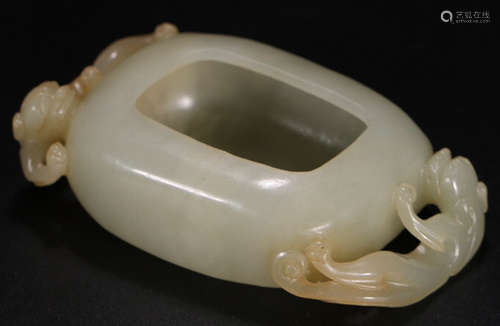 A HETIAN JADE CARVED DRAGON PATTERN BRUSH WASHER