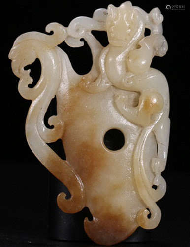 A HETIAN JADE CARVED DRAGON PATTERN TABLET