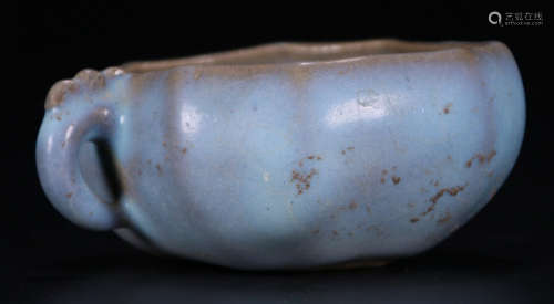 A JUN YAO GLAZE SQUARE CUP WITH HANDLE