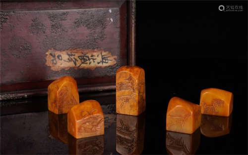 A SET OF CHINESE TIANHUANG ROCK CARVED SEAL