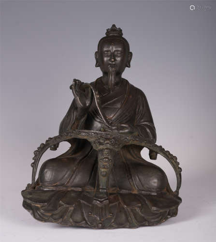 CHINESE BRONZE SEATED IMMORTAL STATUE