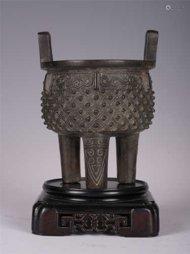 CHINESE BRONZE TWIN EVERTED HANDLES TRIPLE FEET CENSER