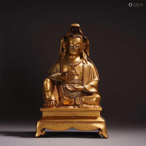 CHINESE GILT BRONZE SEATED GUANYIN STATUE