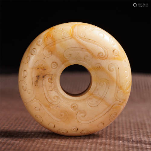 CHINESE ANCIENT JADE CARVED PENDANT
