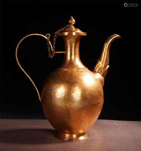 A FINELY CHINESE GILT BRONZE KETTLE