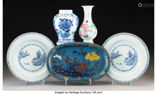 78140: A Group of Four Chinese Porcelain …