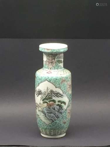 CHINE. Vase rouleau en porcelaine