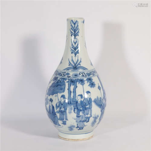 Blue and White Bottle Vase Ming Dynasty