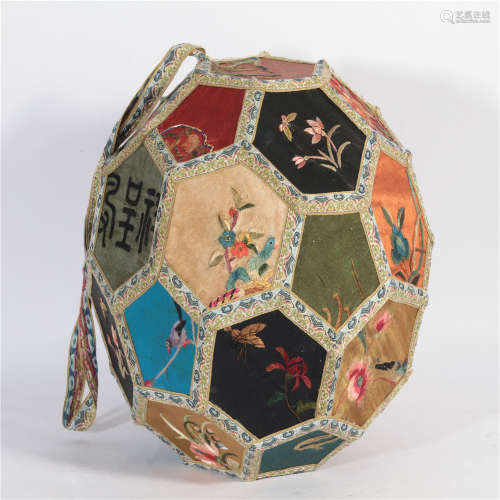 Embroidery Ball in Qing Dynasty
